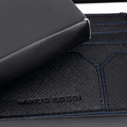 Δερμάτινο πορτοφόλι καρτών Mario Rossi 8932 Blue 10 8 Θήκες για κάρτες συνολικά στο μπροστά και πίσω μέρος του με προστασία RFID και 1 κεντρική θήκη για κάρτες,χαρτονομίσματα ή κέρματα. Εξαιρετική ποιότητα κατασκευής γνήσιο δέρμα Mario Rossi.