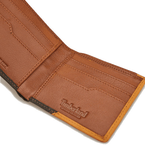 Alternative view of Timberland Men's Patchwork Billfold