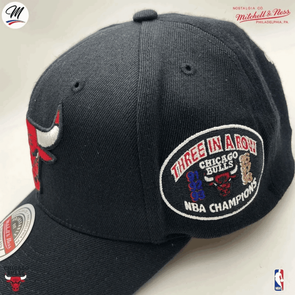 Mitchell & Ness HomeTown Chicago Bulls Τζόκεϊ καπέλο 4 Mitchell & Ness HomeTown Chicago Bulls Τζόκεϊ καπέλο 3