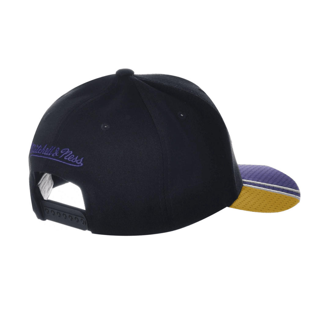 Mitchell & Ness Los Angeles Lakers SnapBack 2 Mitchell & Ness Los Angeles Lakers SnapBack 1