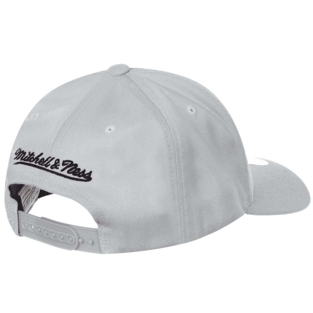 Mitchell & Ness Chicago Bulls Cap (6865) Unisex 1